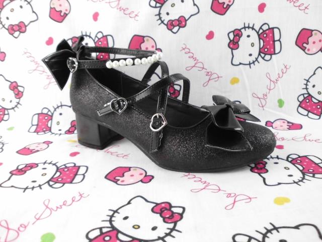 Black & 4.5cm heel