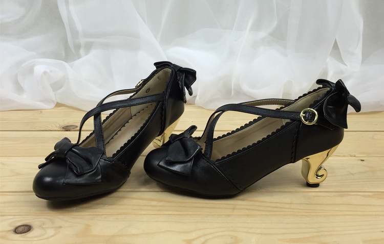 Black & 5.5cm heel
