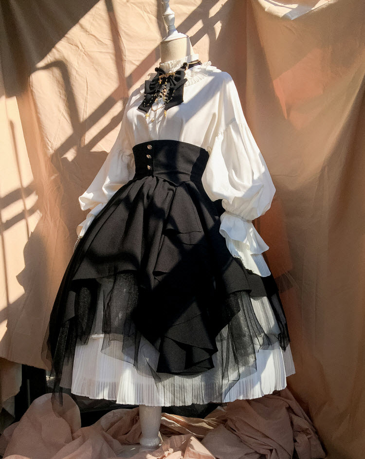 Gothic clearance lolita skirt